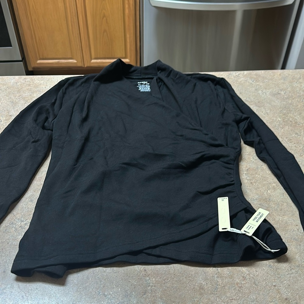 Thermal surplice long sleeve top black new with tags large oglmove